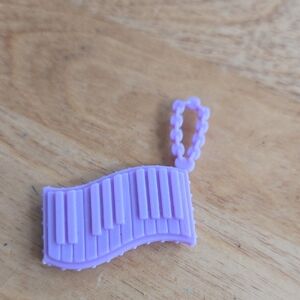1/5$ 4/15$ 6/20$ Barbie Purple Piano Bag